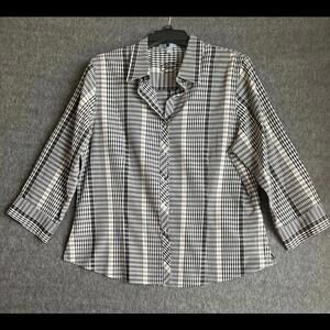 Foxcroft Women's Non-Iron Fitted Plaid Shirt - Size 14